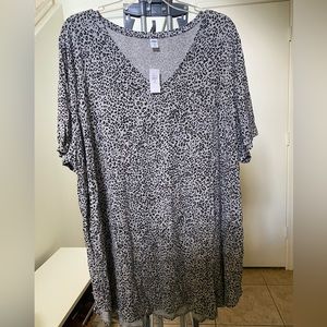 Super soft Old Navy top size 4X